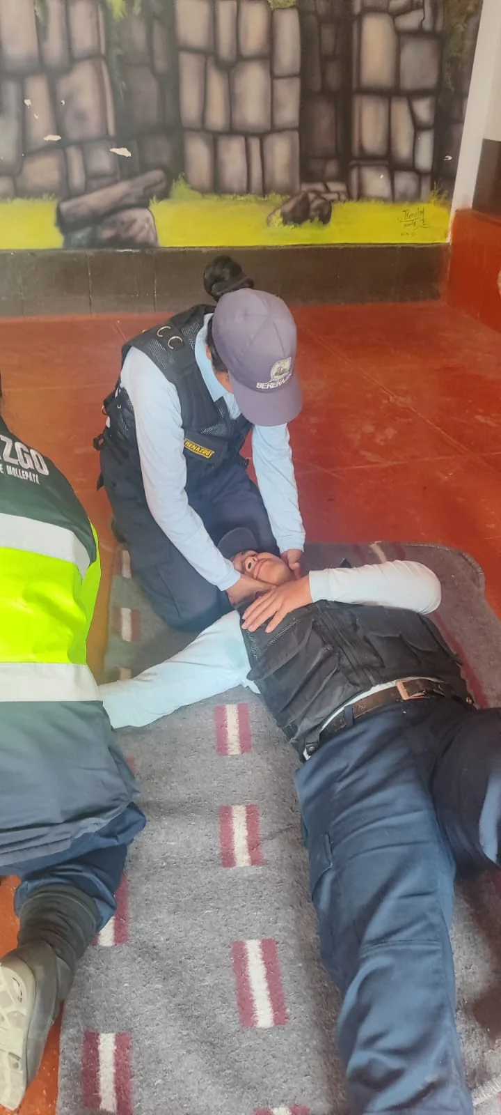 Grupo institucional al cierre de una jornada de capacitación de MOLLEPATA S.A.C.